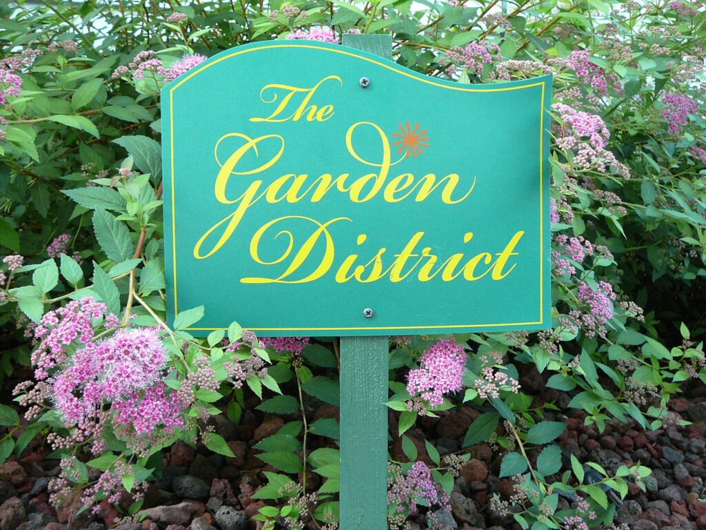 Garden District Tour of Homes Saturday, July 30 Milwaukee Community